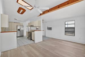 4320 44TH STREET, ST PETERSBURG, FL 33714 - MLS#MFRTB8456148