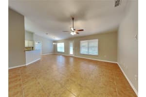 MLS# MFRTB8456185, Lakeland, Florida 33811