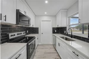 6802 CHIPPENDALE COURT, TAMPA, FL 33634 - MLS#MFRTB8456197