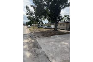 1735 MOOSE DRIVE, LAKELAND, FL 33801 - MLS#MFRTB8456312