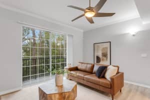 5246 HAMPTON BEACH PLACE, TAMPA, FL 33609 - MLS#MFRTB8456342