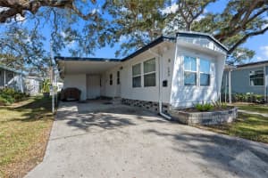 585 SKY HARBOR DRIVE, CLEARWATER, FL 33759 - MLS#MFRTB8456347