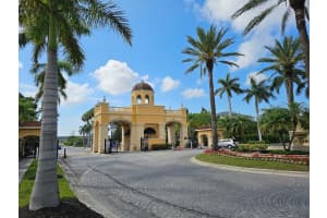 2713 VIA MURANO #236, CLEARWATER, FL 33764 - MLS#MFRTB8456415