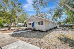 703 16TH STREET, LARGO, FL 33770 - MLS#MFRTB8456431