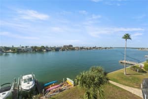 736 Island Way #406, CLEARWATER