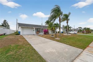 1204 HACIENDA DRIVE, SUN CITY CENTER, FL 33573 - MLS#MFRTB8456575