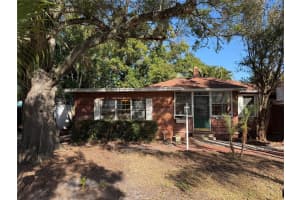3813 W De Leon St Tampa, FL 33609 - Off Market