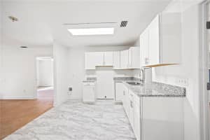 11727 162ND TERRACE, MC ALPIN, FL 32062 - MLS#MFRTB8456699