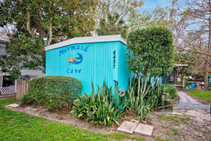 6427 W Richard Dr, WEEKI WACHEE