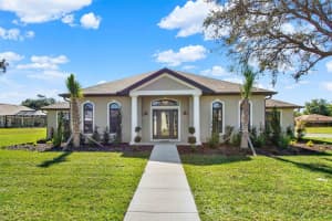 6028 SUNDOWN DR, DADE CITY, FL 33523 - MLS#MFRTB8456752