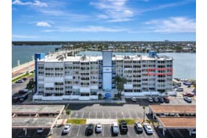 500 Treasure Island Cswy #501, TREASURE ISLAND