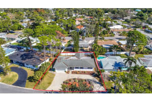 1302 ROBIN ROAD, ST PETERSBURG, FL 33707 - MLS#MFRTB8456885
