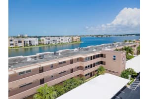 7540 BAY ISLAND DRIVE, SOUTH PASADENA, FL 33707 - MLS#MFRTB8456887