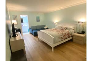 7150 TAMIAMI TRAIL, SARASOTA, FL 34243 - MLS#MFRTB8456986