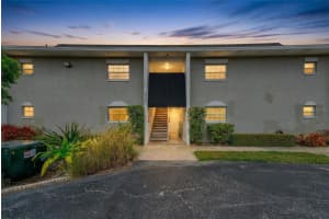 8801 BAY POINTE DRIVE, TAMPA, FL 33615 - MLS#MFRTB8457024