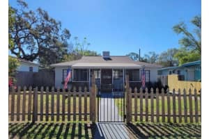 300 20TH AVENUE, ST PETERSBURG, FL 33705 - MLS#MFRTB8457035