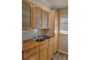 300 20TH AVENUE, ST PETERSBURG, FL 33705 - MLS#MFRTB8457035