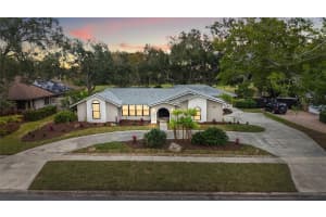 13310 GOLF CREST CIRCLE, TAMPA, FL 33618 - MLS#MFRTB8457087