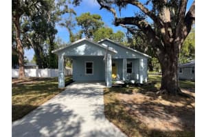 706 Avenue E, PLANT CITY