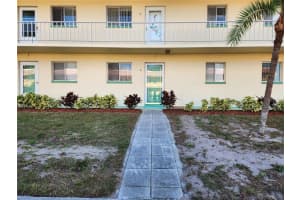 2001 GREENBRIAR BOULEVARD, CLEARWATER, FL 33763 - MLS#MFRTB8457115