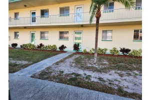 2001 GREENBRIAR BOULEVARD, CLEARWATER, FL 33763 - MLS#MFRTB8457115