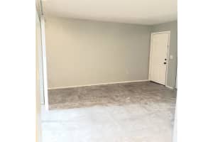 305 WELLINGTON COURT, TAMPA, FL 33604 - MLS#MFRTB8457156