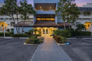 5279 ISLA KEY BOULEVARD, ST PETERSBURG, FL 33715 - MLS#MFRTB8457171