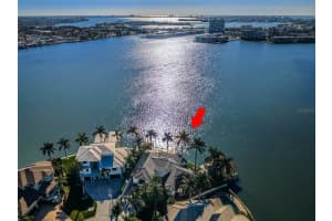 7800 9TH AVENUE, ST PETERSBURG, FL 33707 - MLS#MFRTB8457284