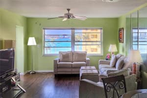 4550 COVE CIRCLE, ST PETERSBURG, FL 33708 - MLS#MFRTB8457353