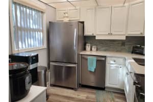 11485 OAKHURST ROAD, LARGO, FL 33774 - MLS#MFRTB8457361