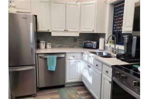 11485 OAKHURST ROAD, LARGO, FL 33774 - MLS#MFRTB8457361