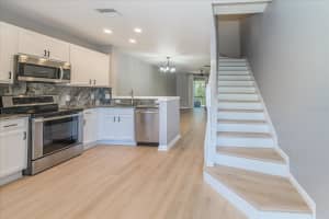 10475 WESTPARK PRESERVE BOULEVARD, TAMPA, FL 33625 - MLS#MFRTB8457367