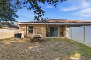 5662 TOWER PALMS LANE, LAKELAND, FL 33811 - MLS#MFRTB8457478