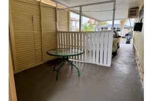 668 54TH LANE, ST PETERSBURG, FL 33707 - MLS#MFRTB8457480