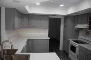 15715 ALMONDWOOD DRIVE, TAMPA, FL 33613 - MLS#MFRTB8457525