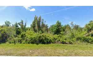 6946 MANNIZ ROAD, PORT CHARLOTTE, FL 33981 Sold 01/18/26