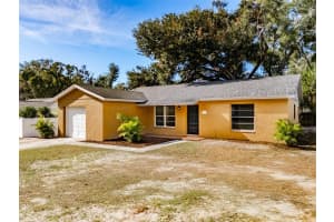 2401 DEVONWOODE PLACE, SEFFNER, FL 33584 - MLS#MFRTB8457545