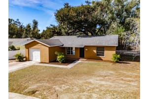 2401 DEVONWOODE PLACE, SEFFNER, FL 33584 - MLS#MFRTB8457545