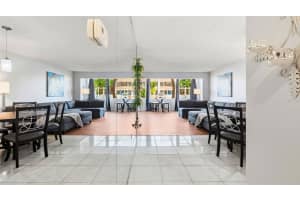 6960 20TH AVE N #109, ST PETERSBURG, FL 33710 - MLS#MFRTB8457565