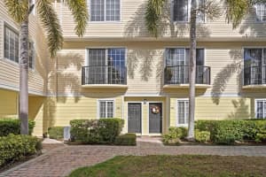 9817 MEADOW FIELD CIRCLE, TAMPA, FL 33626 - MLS#MFRTB8457573