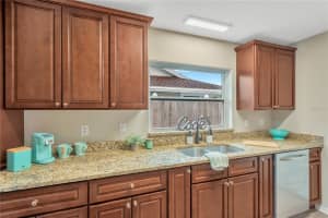 1948 DODGE CIRCLE, CLEARWATER, FL 33760 - MLS#MFRTB8457580