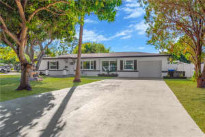 4300 28TH AVENUE, ST PETERSBURG, FL 33713 - MLS#MFRTB8457660