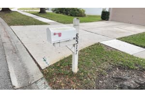 8517 FAWN CREEK DRIVE, TAMPA, FL 33626 - MLS#MFRTB8457707