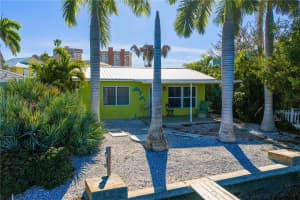 318 182ND AVENUE, REDINGTON SHORES, FL 33708 - MLS#MFRTB8457723