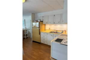 11045 102ND STREET, LARGO, FL 33773 - MLS#MFRTB8457791