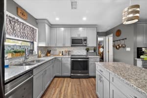 8021 CEDAR RUN DRIVE, PORT RICHEY, FL 34668 - MLS#MFRTB8457828