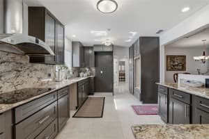 3927 VERSAILLES DRIVE, TAMPA, FL 33634 - MLS#MFRTB8457900