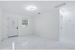 8206 HILLSBOROUGH LANE, TAMPA, FL 33604 - MLS#MFRTB8457946