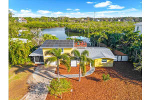 628 Mayo St, PALM HARBOR