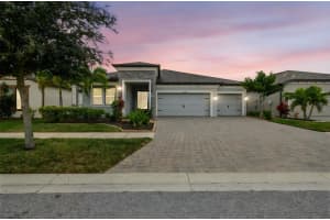 10752 GREEN HARVEST DRIVE, RIVERVIEW, FL 33578 - MLS#MFRTB8458031